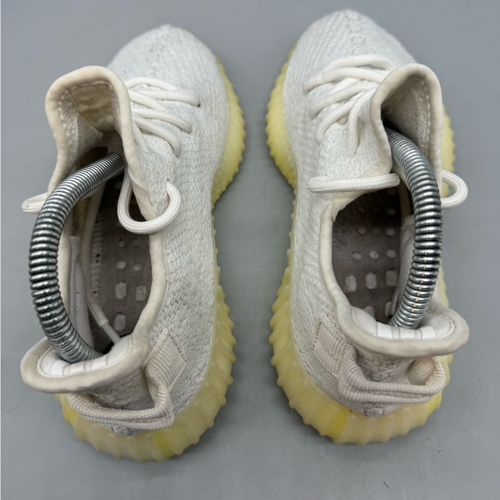 Size 5.5 - Adidas Yeezy Boost 350 V2 Low Cream White / Triple White Men Shoe - Picture 5 of 7